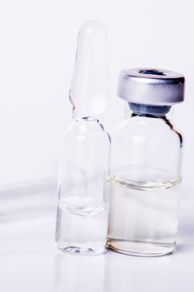 Ампулы с лекарством